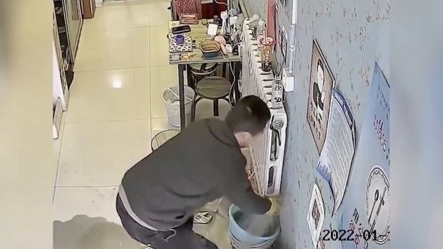 НЕВЕРОЯТНЫЕ МОМЕНТЫ СНЯТЫЕ НА КАМЕРЫ НАБЛЮДЕНИЯ