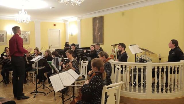 "Sous le ciel de Paris"  (Юбер Жиро) - Оркестр музыкальной школы "Виртуозы" смотреть онлайн