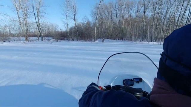 Крутая покатушка на Снегоходе Тайга Варяг 550V смотреть онлайн