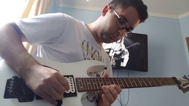 Bohemian Rhapsody - Queen (solo) смотреть онлайн