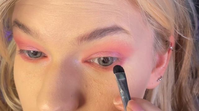 Розовый макияж со стразами ✨ смотреть онлайн