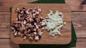 Лодочки из кабачков в духовке с фаршем и грибами