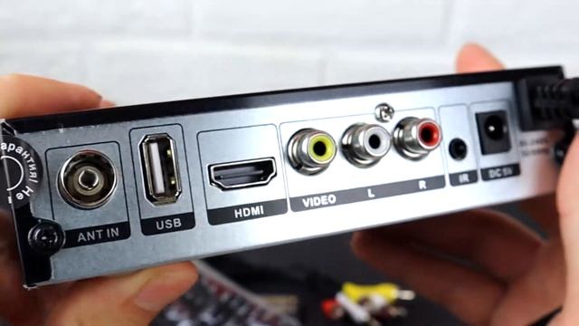 Цифровой ТВ ресивер SELENGA HD950D смотреть онлайн