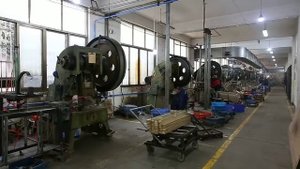 Завод по производству ключей в Китае