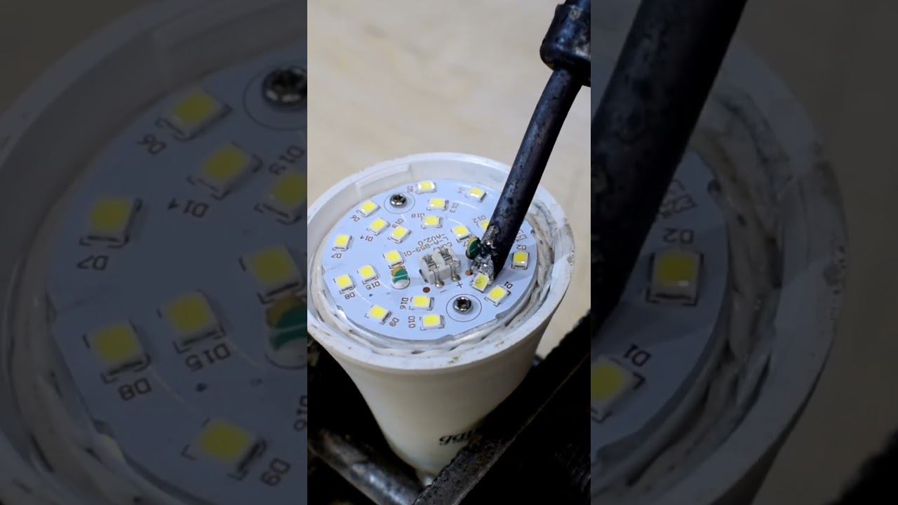 КАК ЛЕГКО ОТРЕМОНТИРОВАТЬ ПЕРЕГОРЕВШУЮ СВЕТОДИОДНУЮ ЛАМПОЧКУ #short #shortvideo #shortsvideo