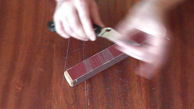 ЗАТОЧКА НОЖА ДО БРИТВЕННОЙ ОСТРОТЫ НА НАЖДАЧНОЙ БУМАГЕ. смотреть онлайн