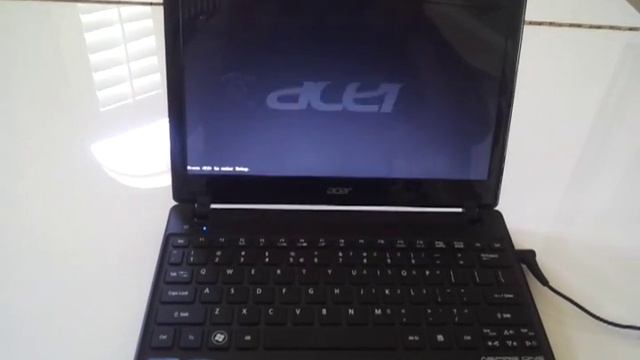 Acer Aspire One AO756 boot up after new parts смотреть онлайн