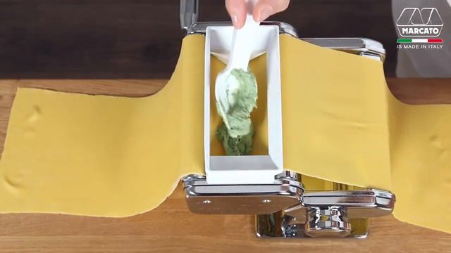 Насадка для равиоли Marcato Accessorio Ravioli 30 x 30 mm для машинок линии Atlas 150