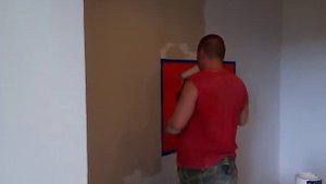 Покраска стен в два цвета