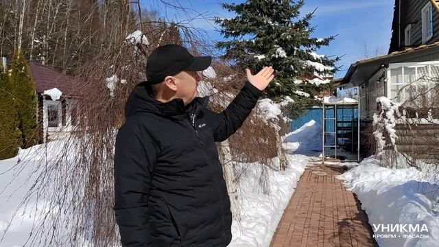 Репортаж со стройки. Реконструкция кровли из металлочерепицы 150 кв.м. за три недели. УНИКМА. смотреть онлайн