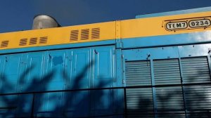 V12! ЗАПУСК ДИЗЕЛЯ ТЕПЛОВОЗА ТЭМ7!!!