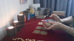 ХОЧЕТ ЛИ ОНА МЕНЯ? Таро для мужчин