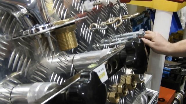 Шатается кран на раковине? Решаем проблему легко! смотреть онлайн