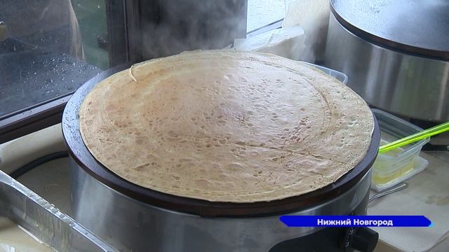 Нижегородцы проводили зиму и встретили широкую Масленицу