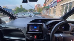 TOYOTA VOXY HYBRID 2018 год.