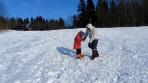 Учимся кататься на сноуборде. Пластиковый детский сноуборд.