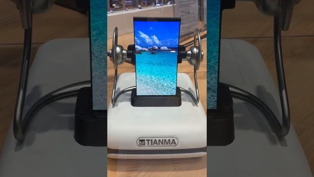 As Seen at Display Week 2019: Tianma Foldable OLED Device