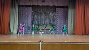 Эстрадный танец "Модная игрушка"Ансамбль танца “Радуга” преподаватель Лифанова О.А..mp4