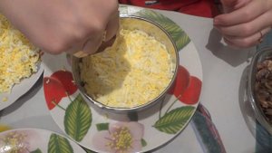 САЛАТ С КУРИЦЕЙ И ГРЕЦКИМ ОРЕХОМ#салат#салат_с_курицей#готовим#рецепты#новогодний салат