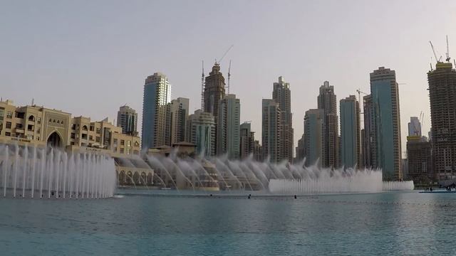The Dubai Fountain / Поющие танцующие фонтаны Дубай / Dubai Fontänen смотреть онлайн