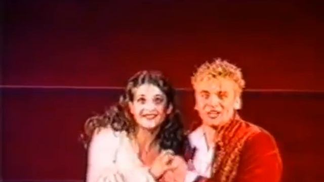 Mészáros Árpád Zsolt,Bíró Eszter-Piros Kabát смотреть онлайн