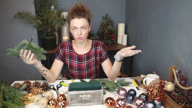 Как собрать Новогоднюю композицию в ящике ? Украшаем дом к Новому Году ? смотреть онлайн