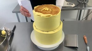 ?ВЫРАВНИВАЕМ ДВУХЪЯРУСНЫЙ ТОРТ/HOW TO MAKE A TWO TIRED CAKE?