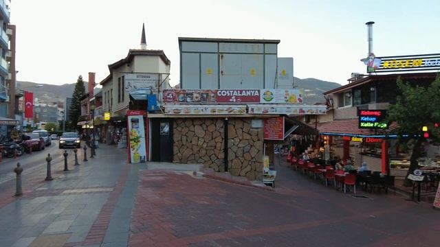 Alanya Red Tower to City Center walking tour - Turkey 2021(Kızılkule to Center) смотреть онлайн