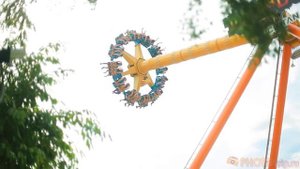 Аттракцион Tornado в Dream World в Бангкоке