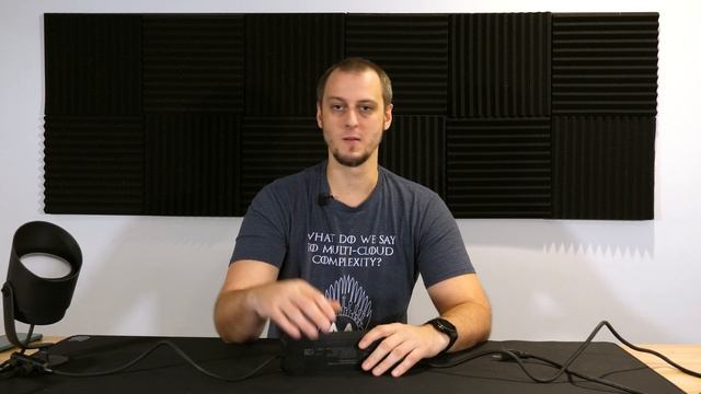 Philips Hue Spotlights - The Easiest way to Light Up the Holidays смотреть онлайн