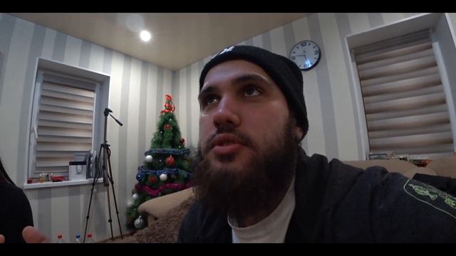 ПРОБУЕМ ТУХЛОЕ ЯЙЦО/КОЗЯВКИ/РВОТУ | Bean Boozled Challenge смотреть онлайн