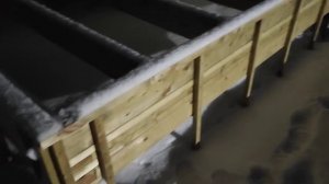 Цоколь каркасного дома на свайном фундаменте