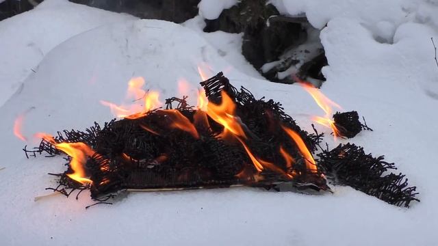 Сожжение домика из спичек № 2