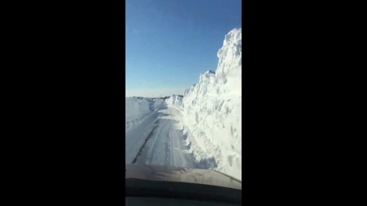 Сквозь снежный туннель