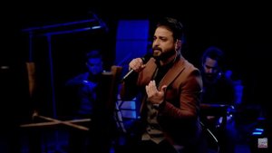 Babak Jahanbakhsh - Zibaye Bitab I Live In Concert ( بابک جهانبخش - اجرای زنده آهنگ زیبای بی تاب )