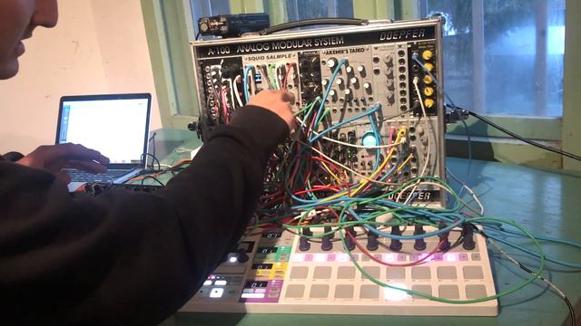 How to Make Textural Beats: Eurorack Modular Synth смотреть онлайн