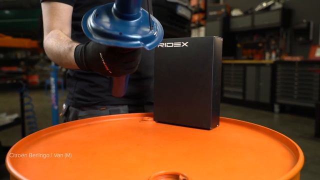 Kā nomainīt priekšas piekares amortizatora statni CITROËN BERLINGO M [AUTODOC VIDEOPAMĀCĪBA] смотреть онлайн