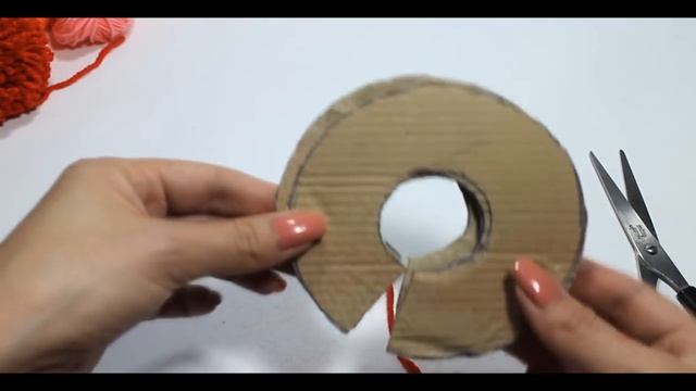 Как сделать помпоны - 3 способа