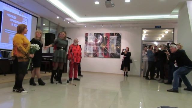 "Между прошлым и будущим" - 2 смотреть онлайн