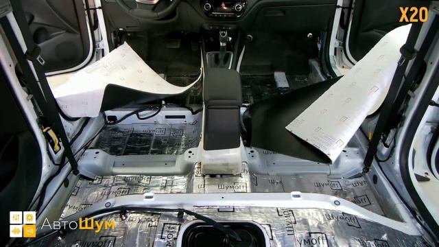 Шумоизоляция пола с арками Hyundai Solaris в уровне Экстра. АвтоШум.