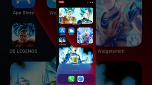 Showing my iOS 14 wallpaper(anime edition)