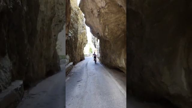 Riding the Forra (Tremosine ravine road) - lake Garda - Italy