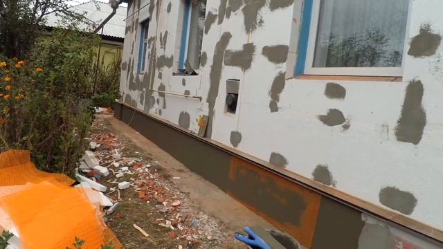 утепление фасада здания пенополистролом ( пенопластом ) и затяжка армирующей сеткой своими руками