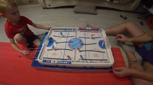 НАСТОЛЬНЫЙ ХОККЕЙ. ИГРА В НАСТОЛЬНЫЙ ХОККЕЙ