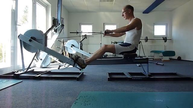 Slides Rowing Concept 2 смотреть онлайн