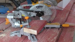 Торцовочная пила DEKO DKMS2200-255 Laser 063-4218