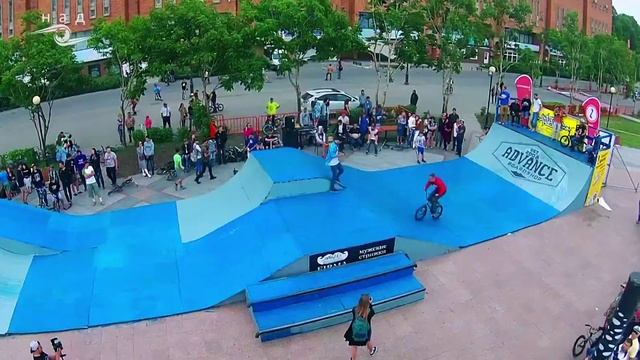 Над Владивостоком #4 _ Спортивная Набережная в День молодёжи. Владивосток День М смотреть онлайн