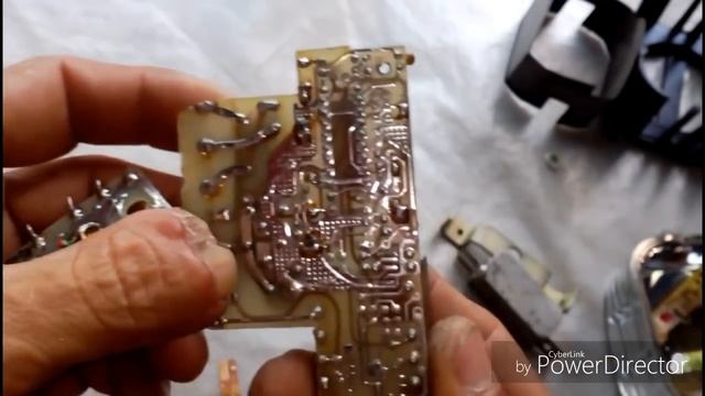 ЗОЛОТО в фото-электрическом датчике и датчике движения. смотреть онлайн