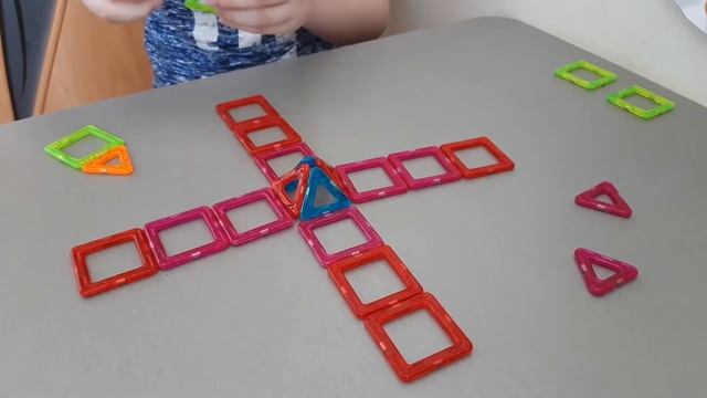 Ракета из магнитного конструктора за минуту смотреть онлайн