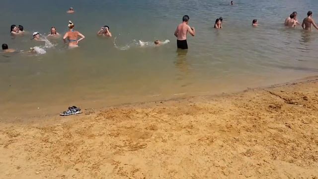 Пляж озеро Волкуша (Лыткаринский карьер) смотреть онлайн